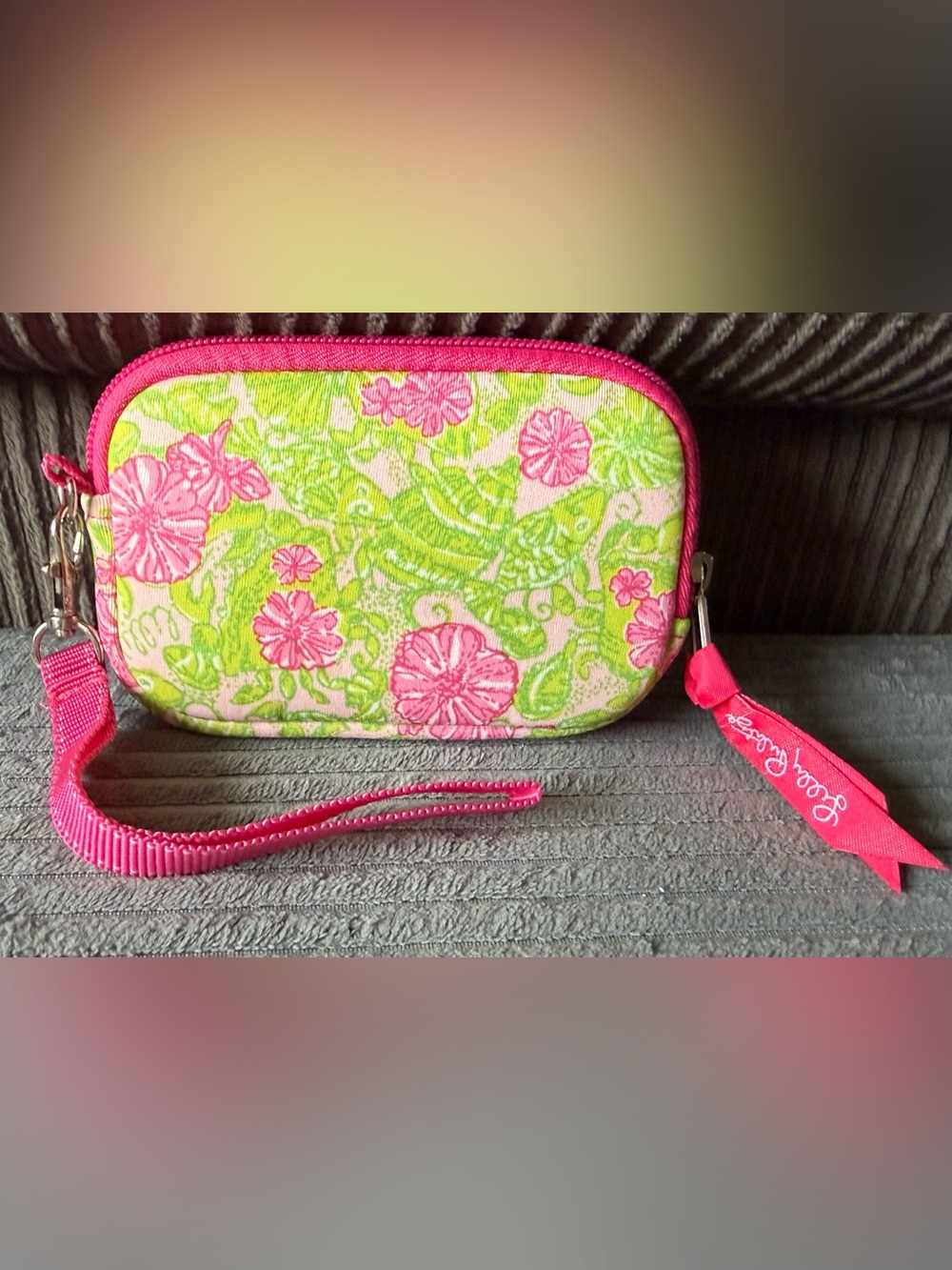 Lilly Pulitzer Pink & Lime Floral Wristlet Soft Bright Shell